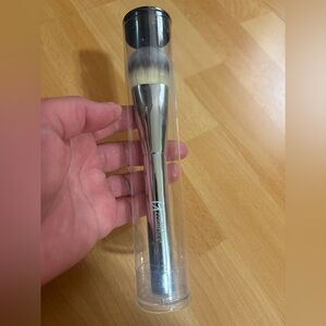 IT Cosmetics Silver Makeup Brush Brand New Never Used.